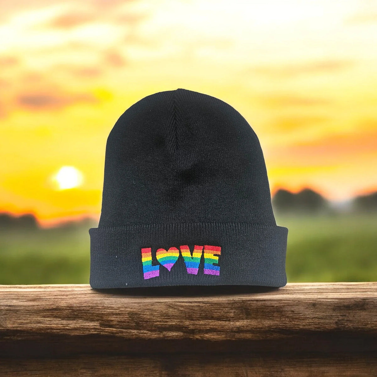 Mütze bestickt "Love"