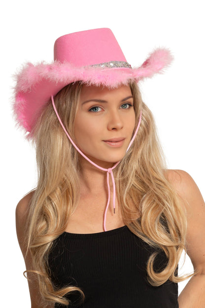 Chapeau de cowboy avec paillettes et bordure en fourrure