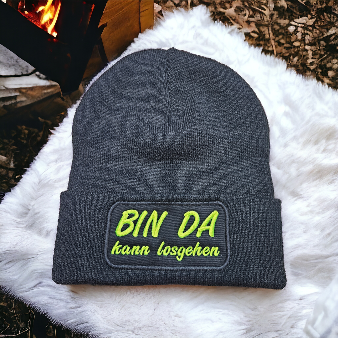 Bestickte Beanie Mütze "Bin da kann losgehen"
