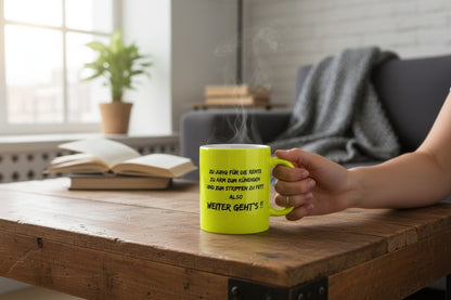 Tasse en céramique jaune fluo « Trop grosse pour faire du strip-tease »