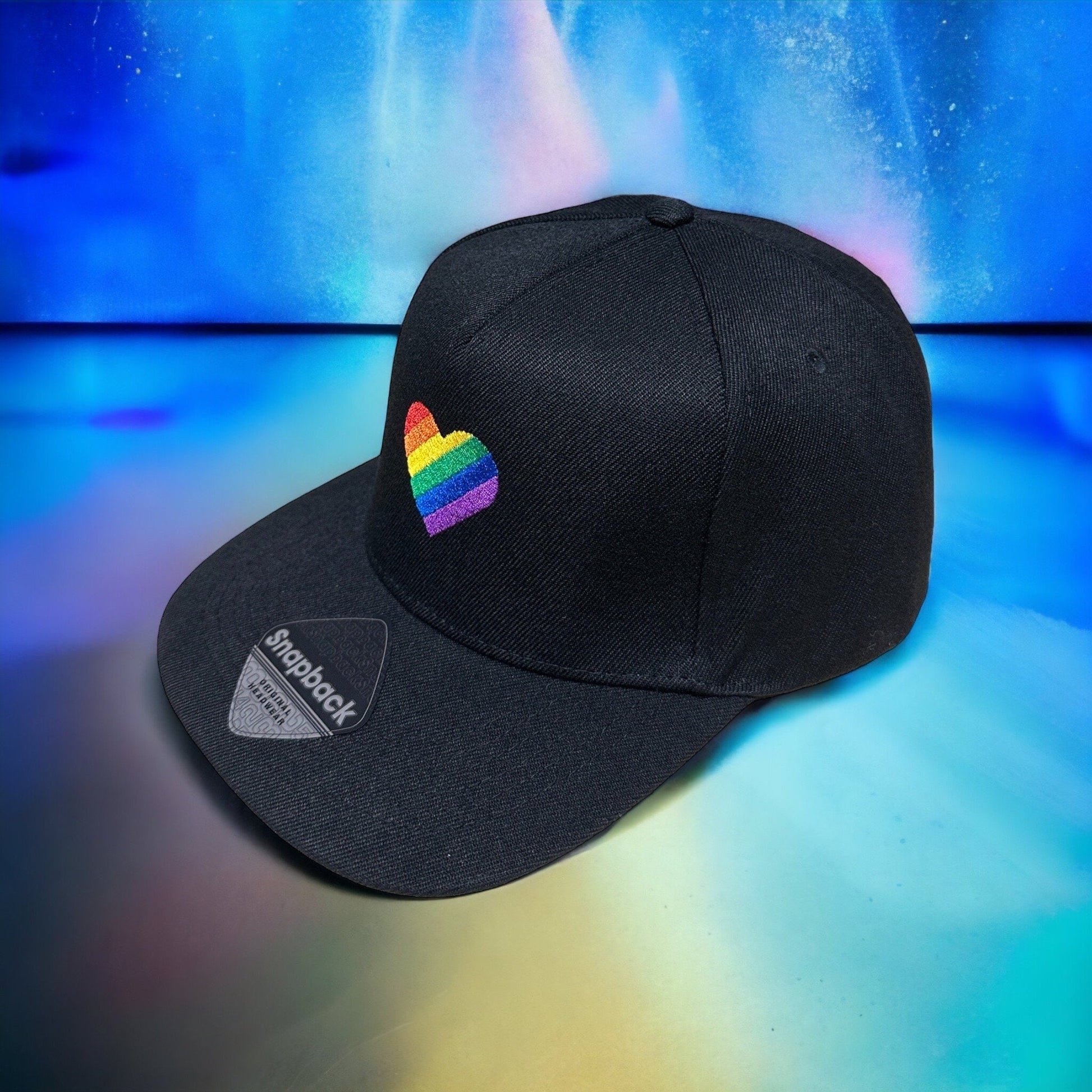 Embroidered snapback cap “Heart” in rainbow colors for CSD, Pride, Gay, Party etc.