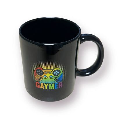Schwarze Keramiktasse "Gaymer" in Regenbogenfarben, Gay, Gamer